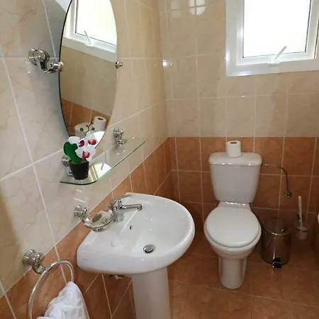 Akti By Taimoura Villa Paphos